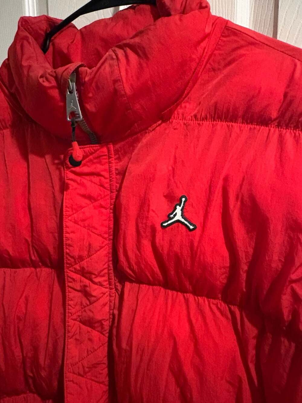 Jordan Puffer Jacket Red - Picture 3 of 8